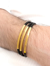 Load image into Gallery viewer, Men&#39;s/Women&#39;s Leather and Gold Bracelet

